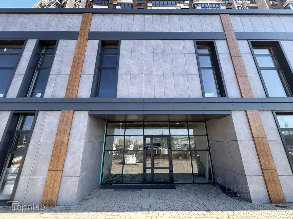 Торговая площадь в Краснодарский край, Краснодар Имени Петра ... - Фото 2