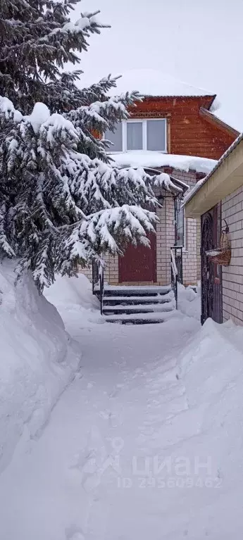Дом в Саратовская область, Хвалынск 1 Мая ул., 130 (120 м) - Фото 1