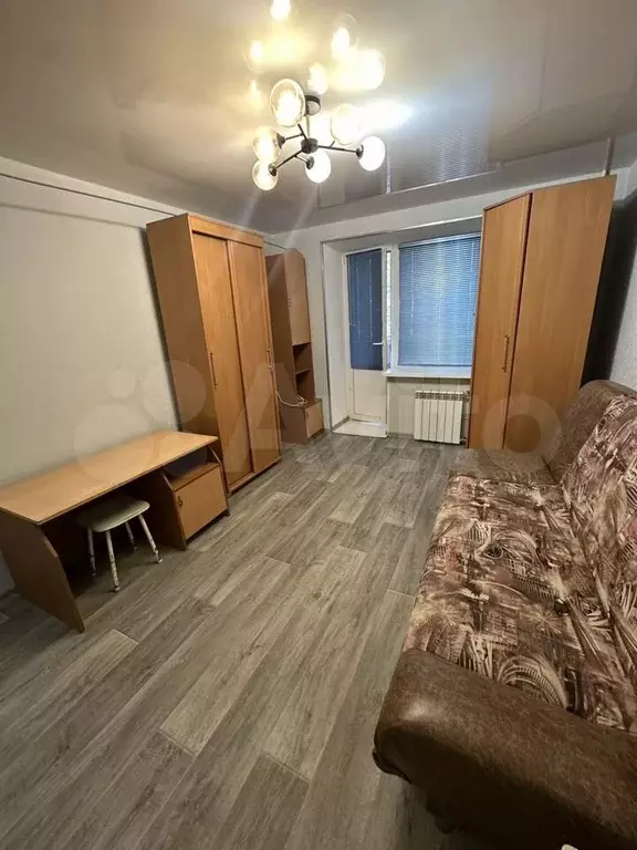 Комната 18 м в 1-к., 1/9 эт. - Фото 0