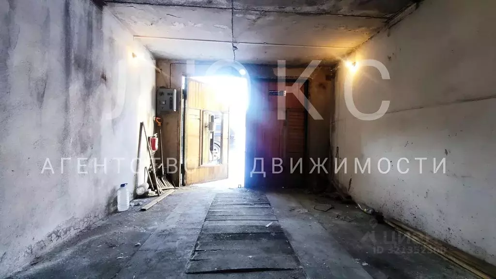 Гараж в Кемеровская область, Новокузнецк Пионерский просп., 8 (30 м) - Фото 2