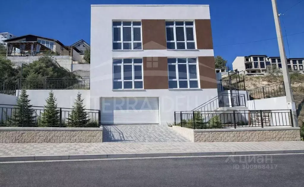 Дом в Севастополь ул. Красивая (170 м) - Фото 2