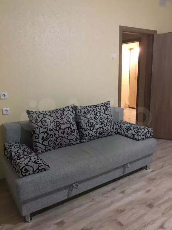 1-к. квартира, 41 м, 8/10 эт. - Фото 1