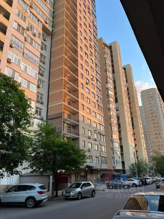 Гараж в Ростовская область, Ростов-на-Дону ул. Малюгиной, 228 (33 м) - Фото 1