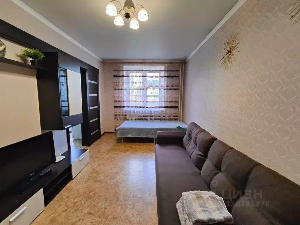 1-к кв. Челябинская область, Миасс просп. Макеева, 79 (38.0 м) - Фото 1