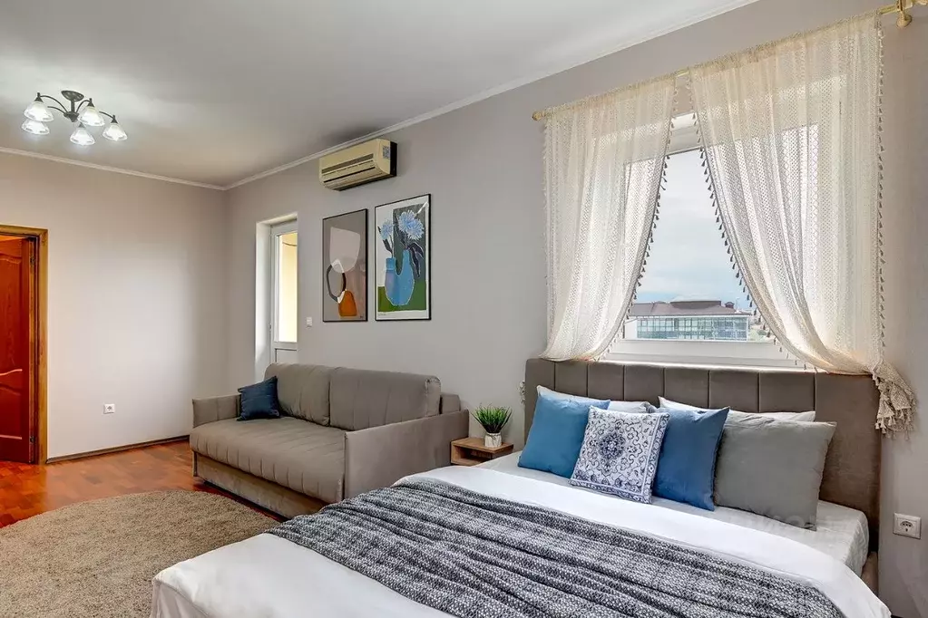 2-к кв. Краснодарский край, Сочи ул. Демократическая, 43 (70.0 м) - Фото 1