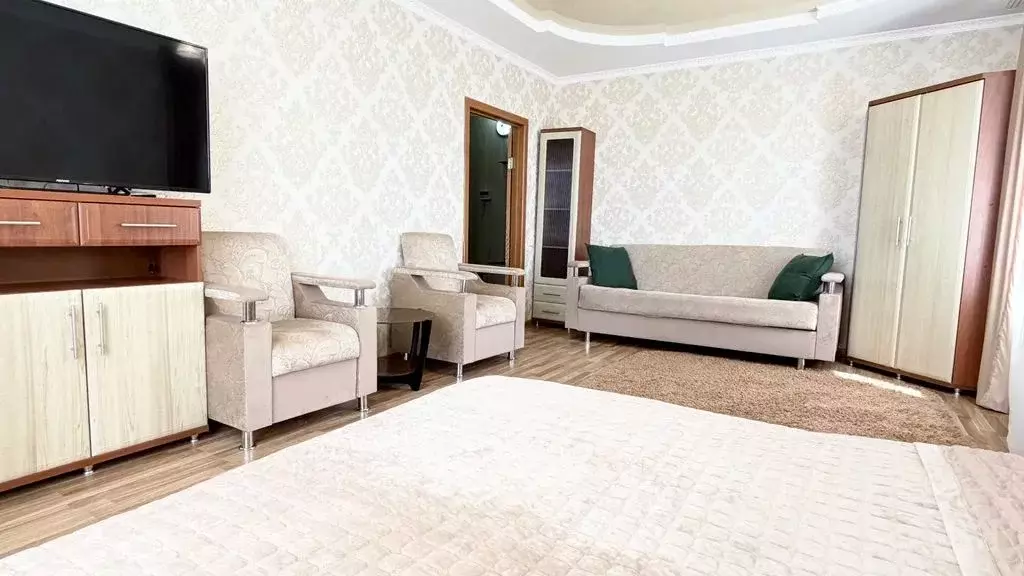 1-к кв. Крым, Симферополь ул. Смольная, 25А (55.0 м) - Фото 2