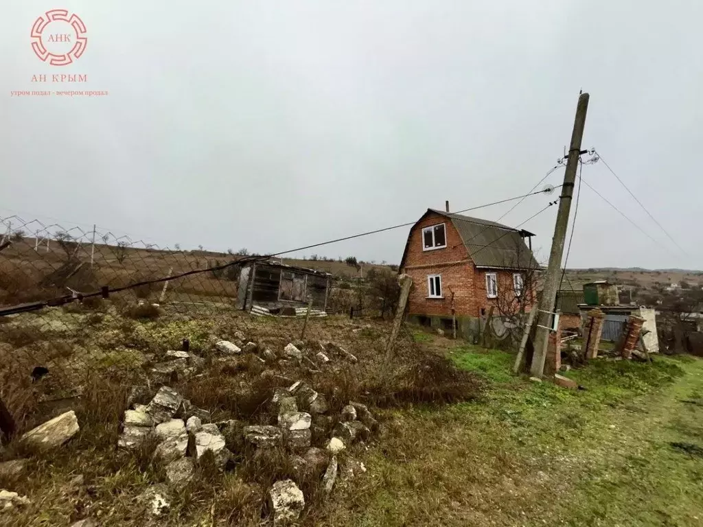 Дом в Крым, Ленинский район, Октябрьское с/пос, Портовик-2 СНТ ул. ... - Фото 1