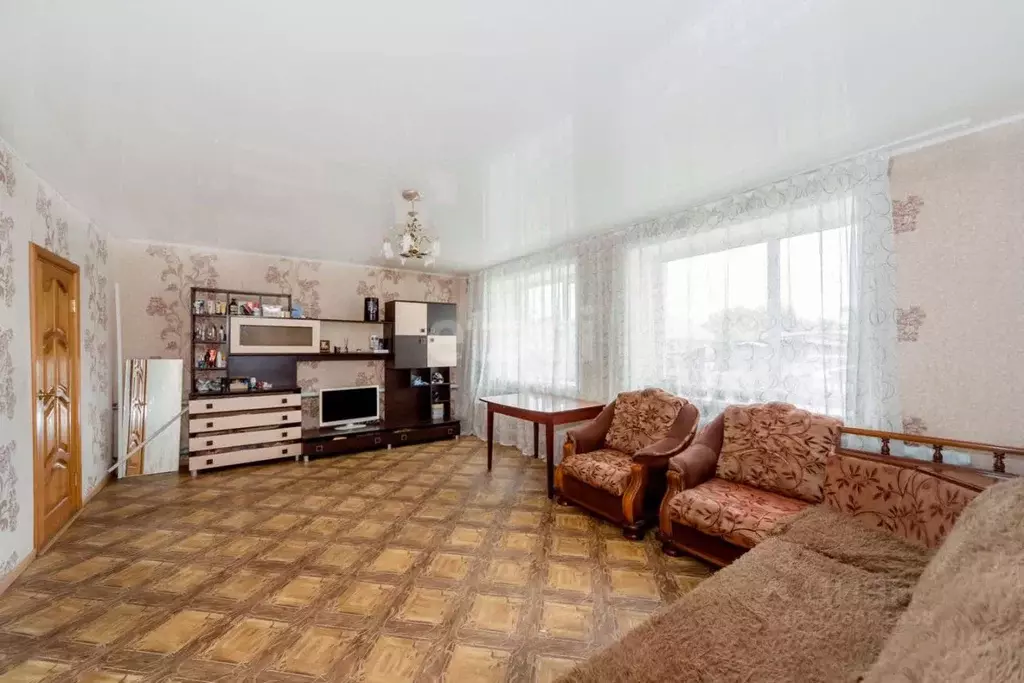 Дом в Алтайский край, Бийский район, с. Верх-Катунское Молодежная ул., ... - Фото 1