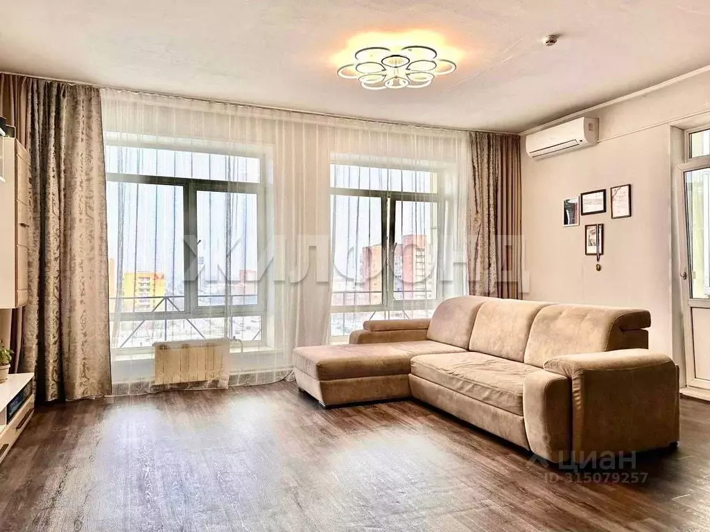 Свободной планировки кв. Хакасия, Абакан ул. Кирова, 112/2 (79.8 м) - Фото 1