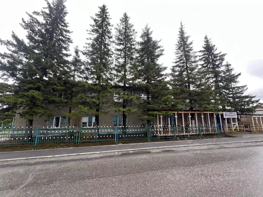 Помещение свободного назначения в Бурятия, Тункинский район, пос. ... - Фото 1