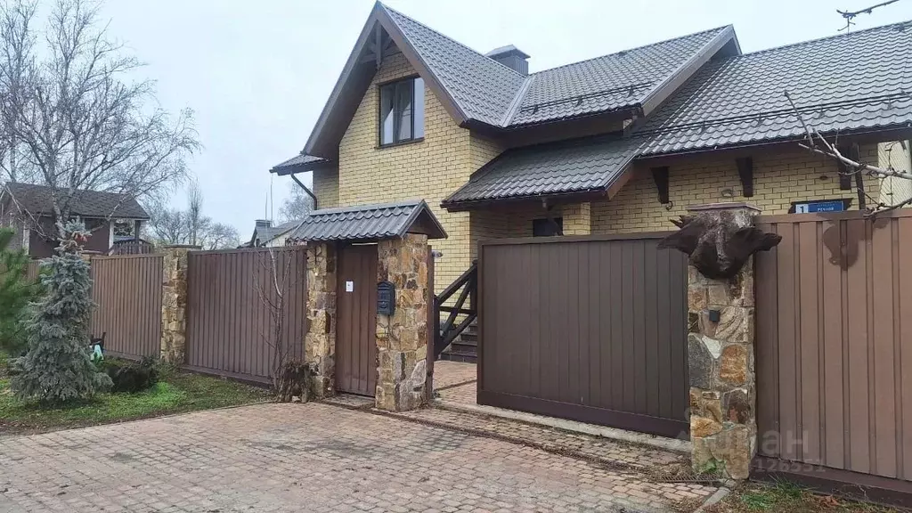 Коттедж в Воронежская область, Воронеж пер. Речной, 1 (290 м) - Фото 2