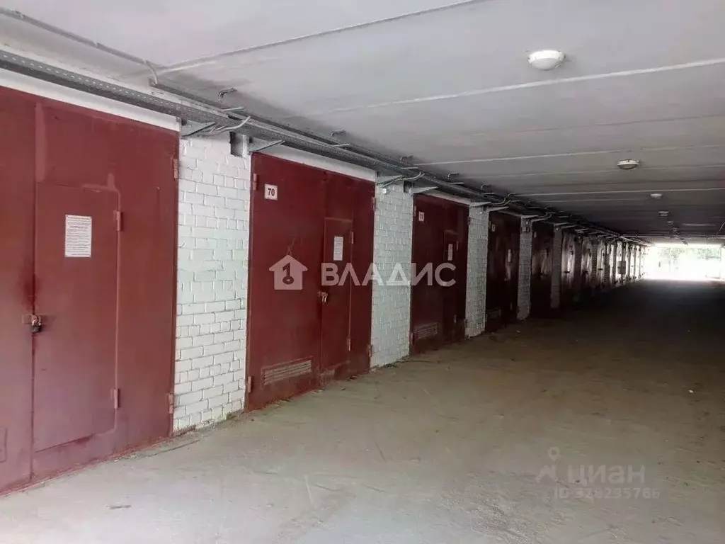 Гараж в Калужская область, Калуга Академическая ул., 11 (22 м) - Фото 1