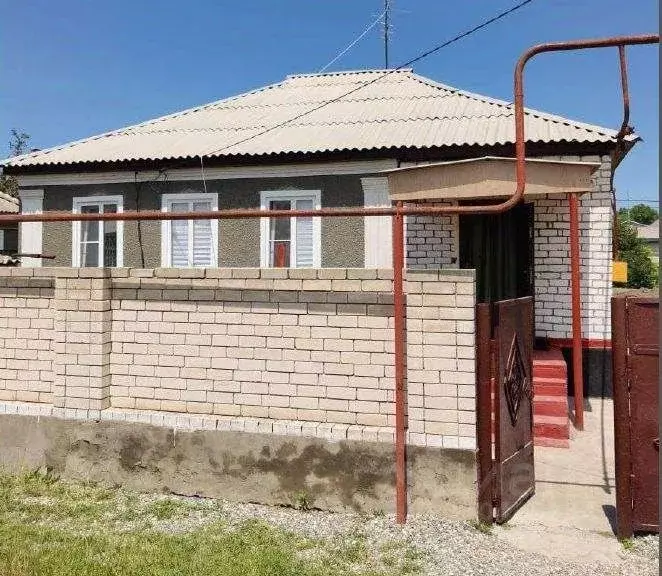 Дом в Карачаево-Черкесия, Усть-Джегута Зеленая ул., 16 (67 м) - Фото 1