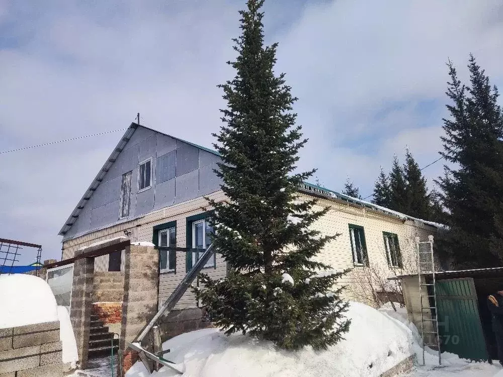 Таунхаус в Башкортостан, Иглинский сельсовет, с. Иглино ул. Западная, ... - Фото 1