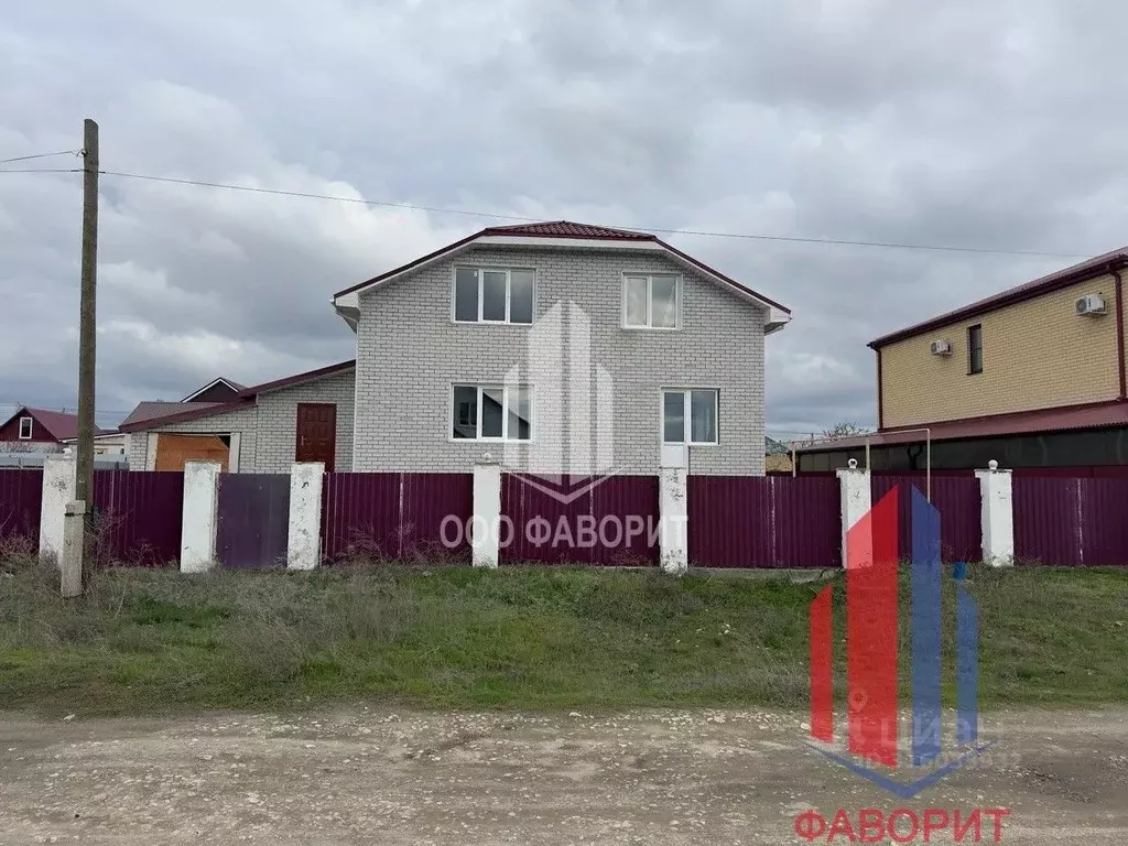 Дом в Волгоградская область, Городище рп Сибирская ул. (380 м) - Фото 0