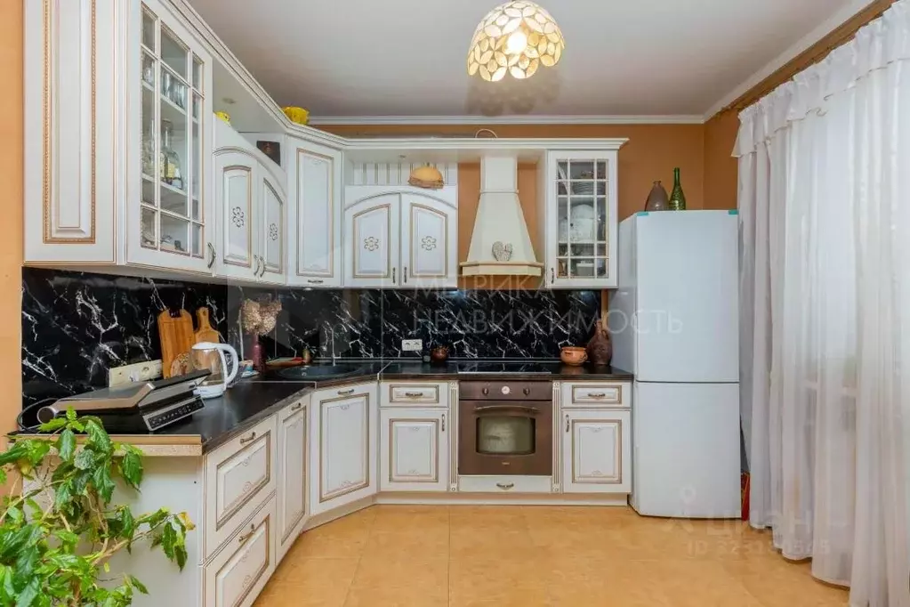 2-к кв. Тюменская область, Тюмень ул. 30 лет Победы, 50к1 (70.4 м) - Фото 2