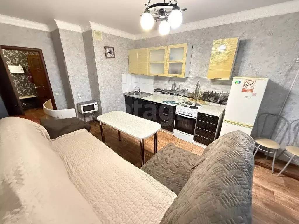 1-к кв. Татарстан, Альметьевск ул. Ленина, 171 (48.6 м) - Фото 1