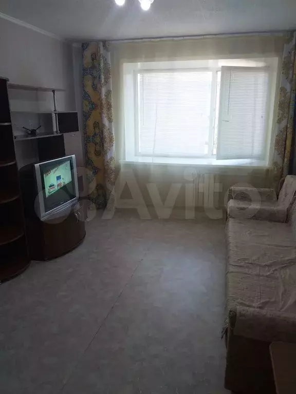 1-к. квартира, 30 м, 2/5 эт. - Фото 0