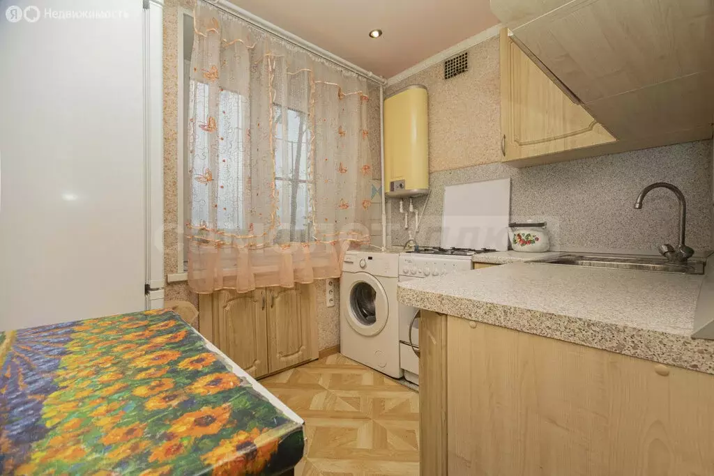 3-комнатная квартира: Наро-Фоминск, Профсоюзная улица, 2 (51.2 м) - Фото 1