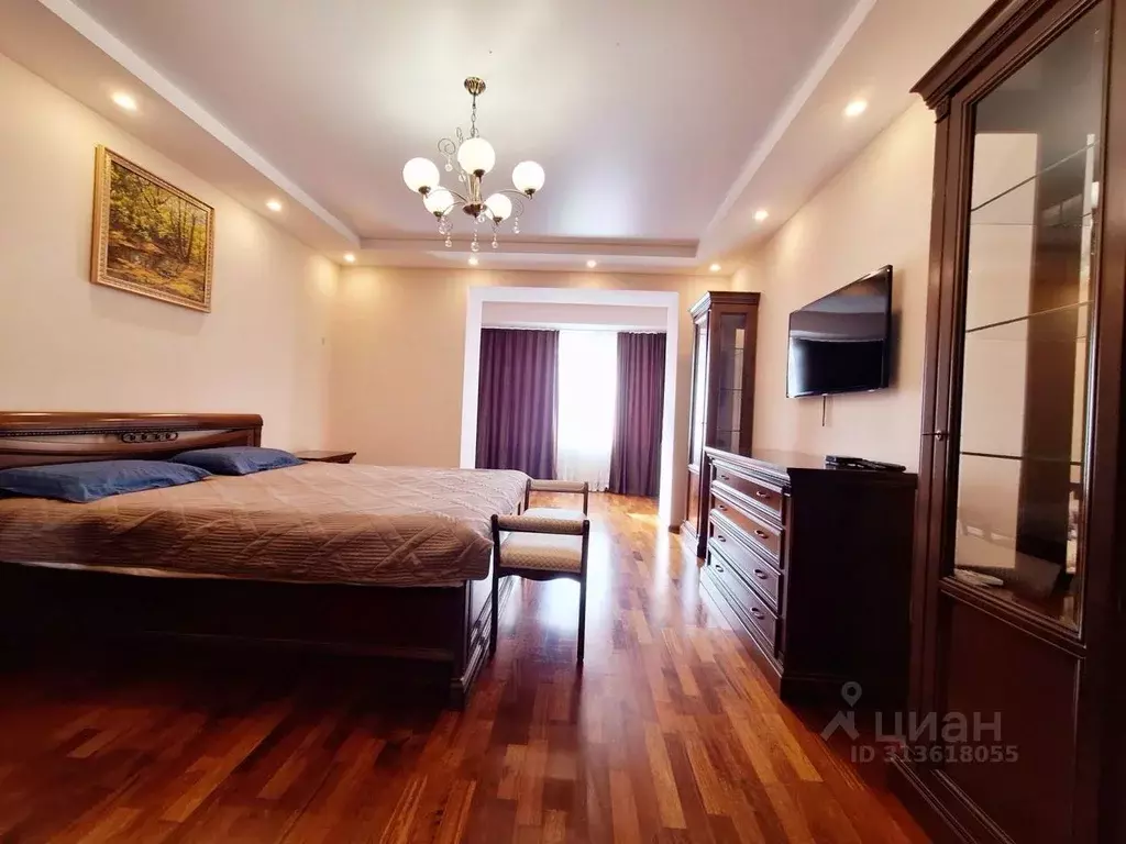 2-к кв. Ставропольский край, Ставрополь ул. Мира, 285 (105.0 м) - Фото 1