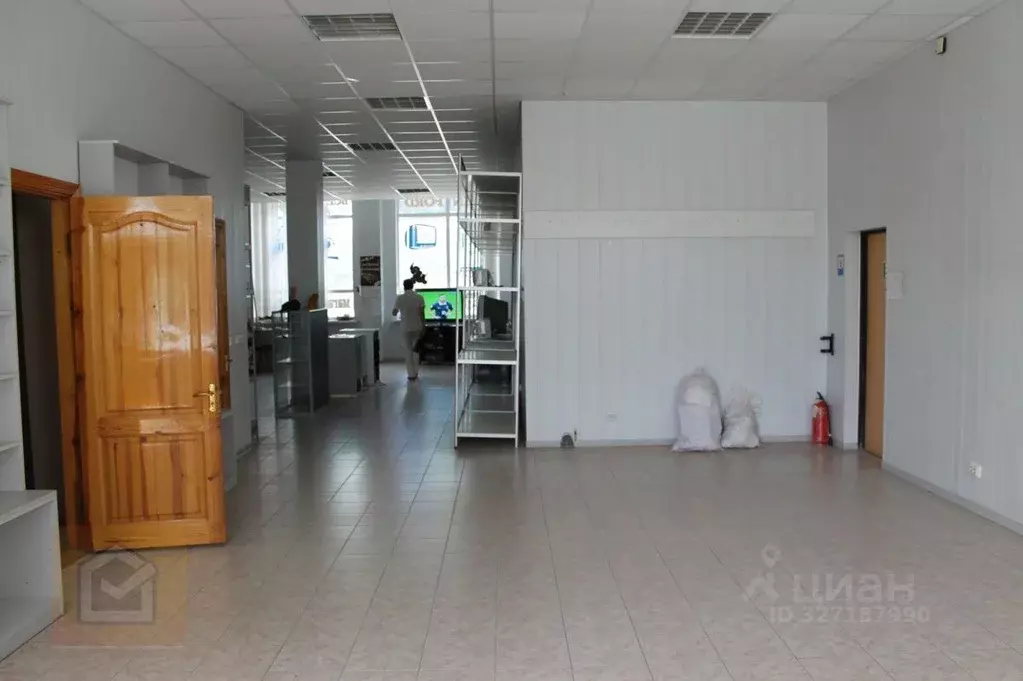 Торговая площадь в Крым, Симферополь ул. Севастопольская, 59Б (160 м) - Фото 2