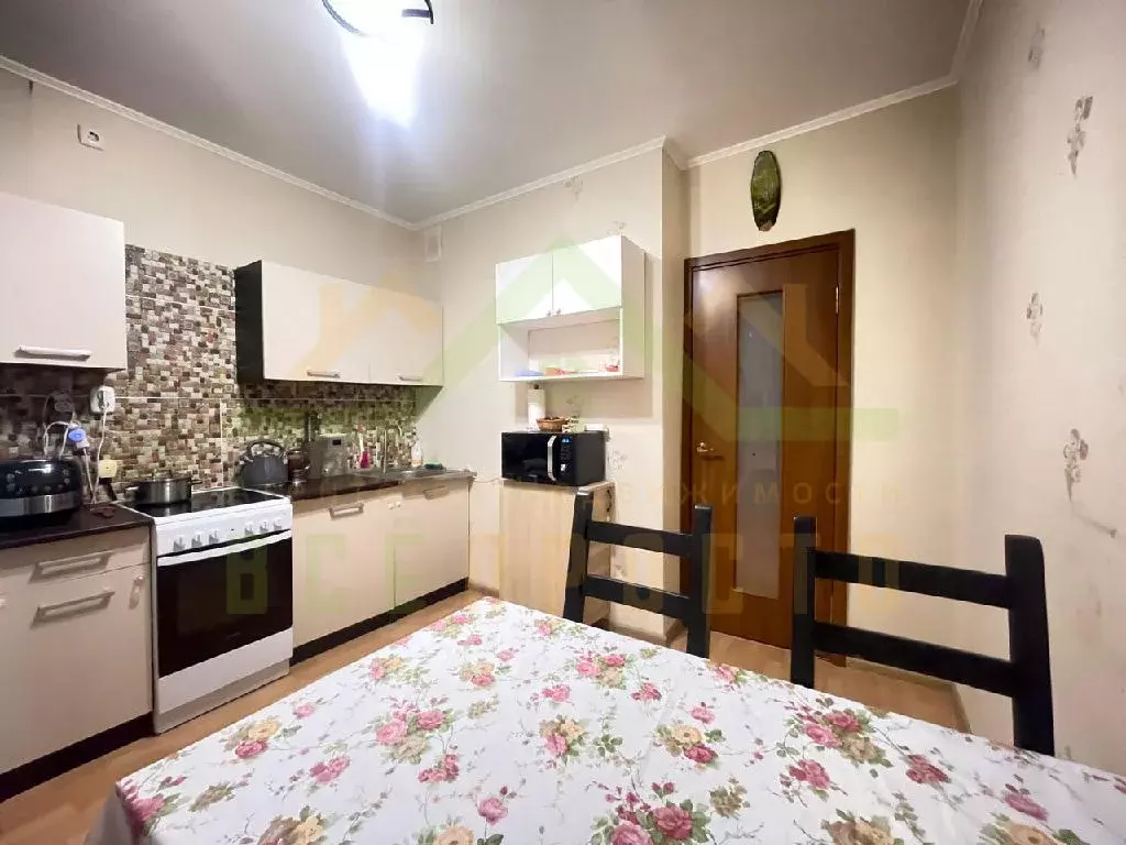 Продается 2-комнатная квартира - Фото 1