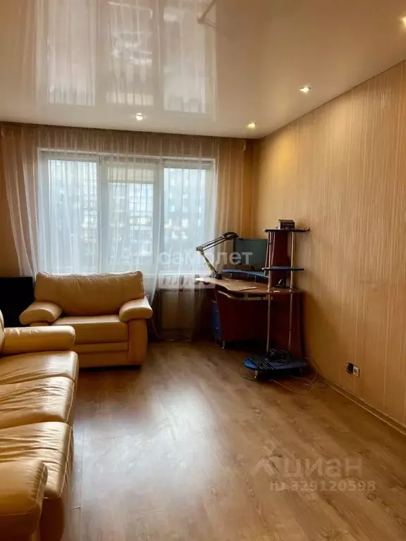3-к кв. Челябинская область, Челябинск ул. Хохрякова, 22А (65.0 м) - Фото 2