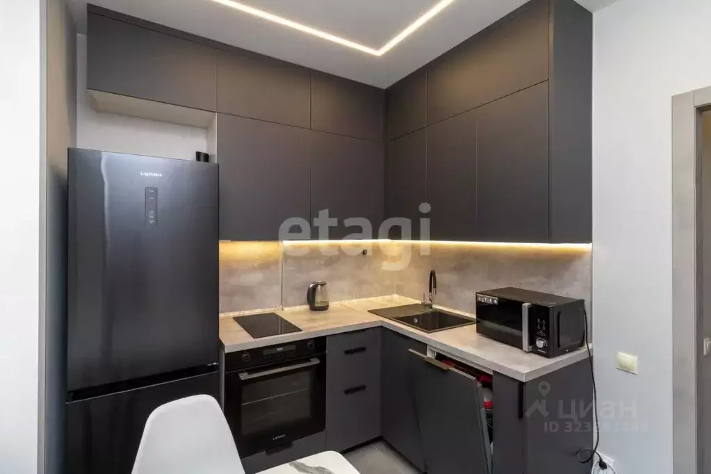 1-к кв. Тюменская область, Тюмень ул. Тимофея Чаркова, 69к1 (29.2 м) - Фото 2