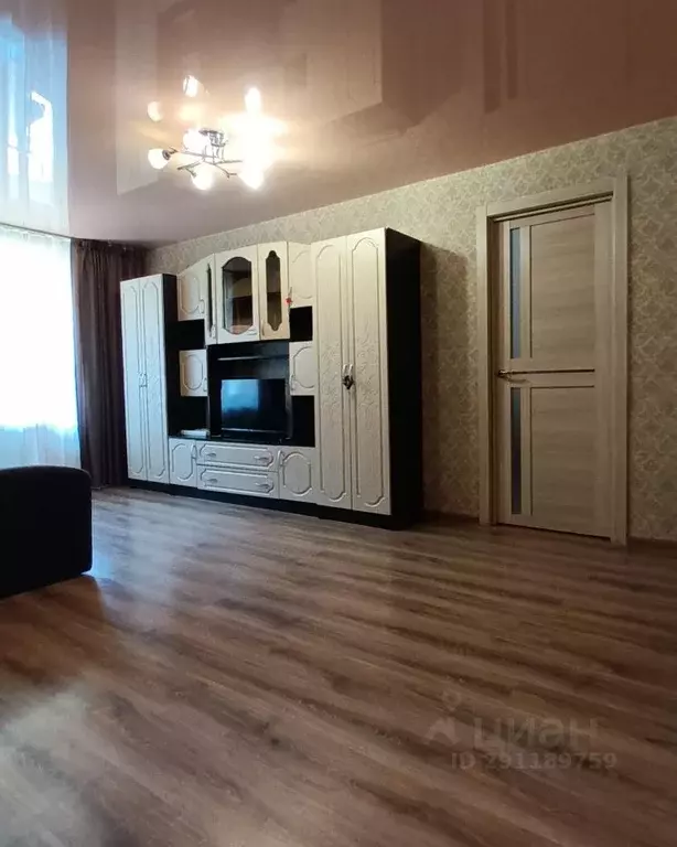 2-к кв. Алтай, Горно-Алтайск Коммунистический просп., 23 (45.0 м) - Фото 0