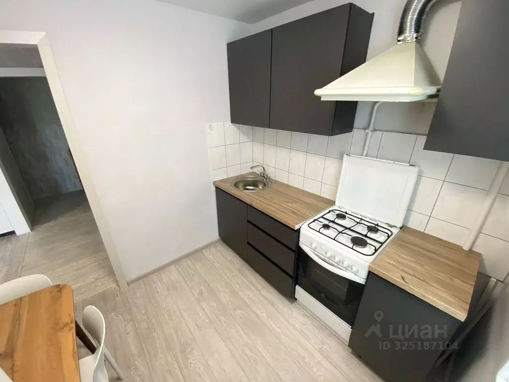 1-к кв. Челябинская область, Челябинск ул. Гагарина, 37 (31.0 м) - Фото 2