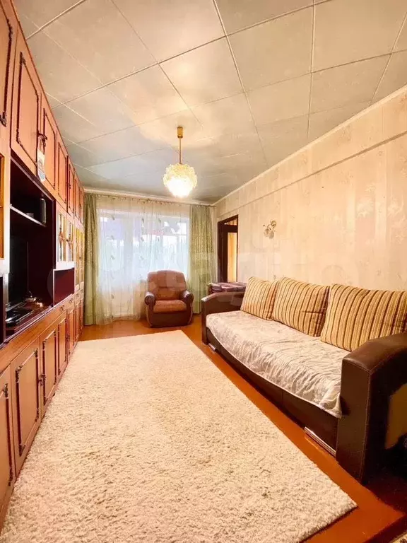 3-к. квартира, 49 м, 2/5 эт. - Фото 0