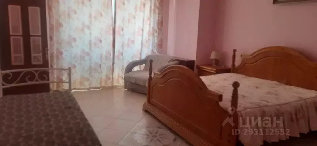 1-к кв. Краснодарский край, Геленджик ул. Толстого, 36 (50.0 м) - Фото 0