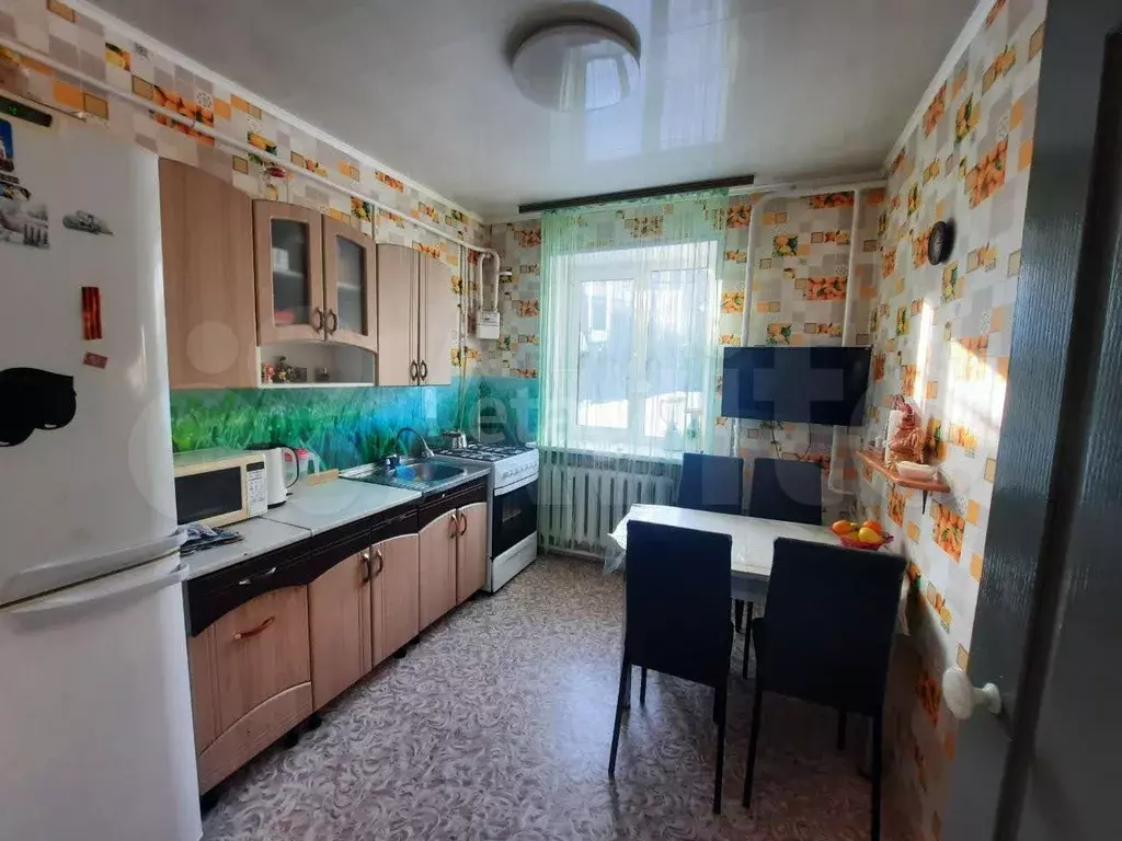 3-к. квартира, 70 м, 1/1 эт. - Фото 1