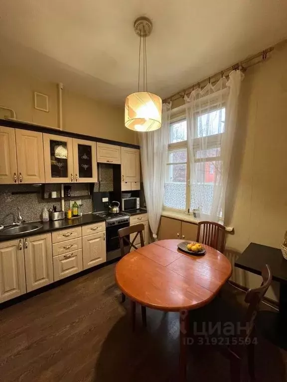 Комната Москва Стандартная ул., 15К2 (30.1 м) - Фото 0