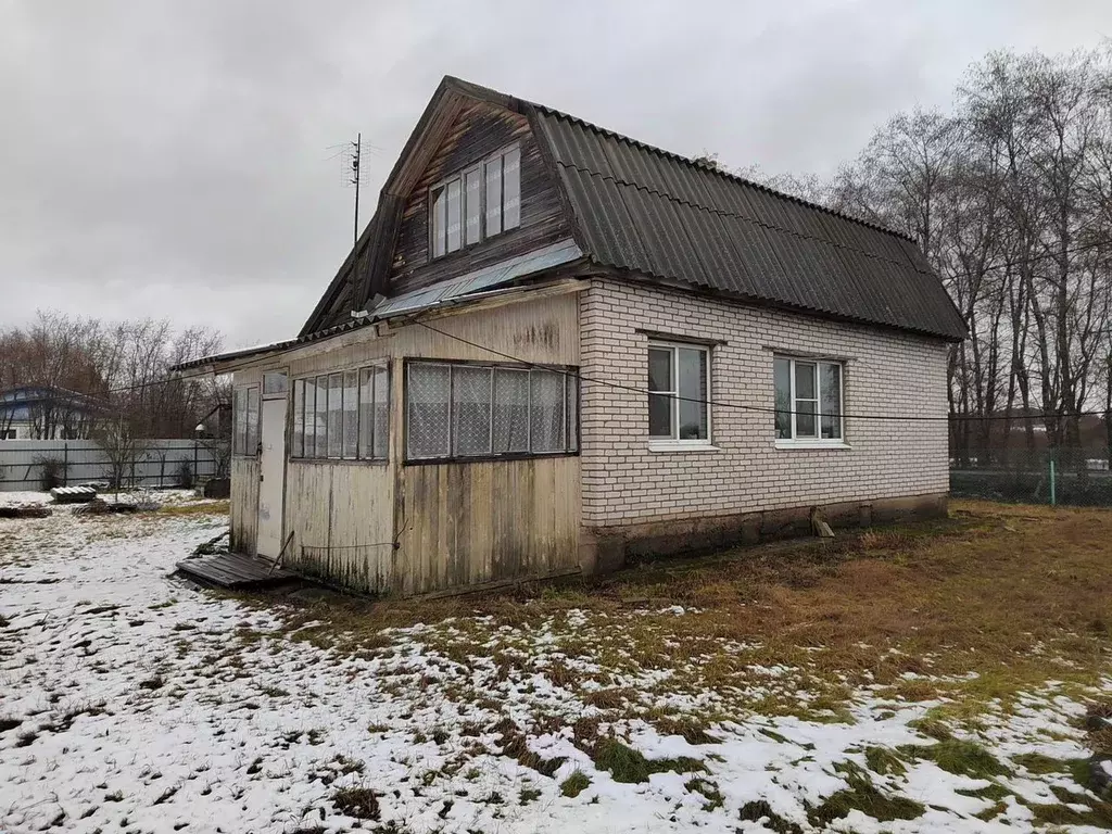 Дом в Ленинградская область, Волховский район, Пашское с/пос, д. Берег ... - Фото 1