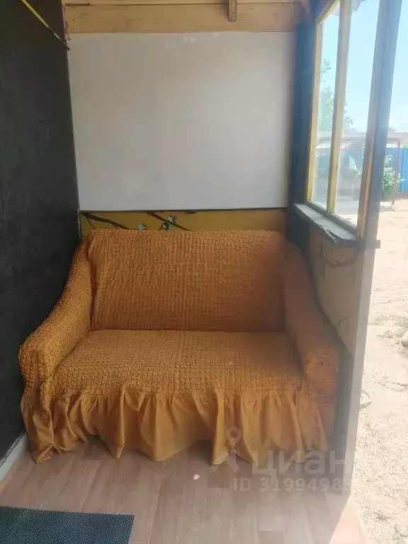 Дом в Краснодарский край, Ейский район, Камышеватская ст-ца Красная ... - Фото 1