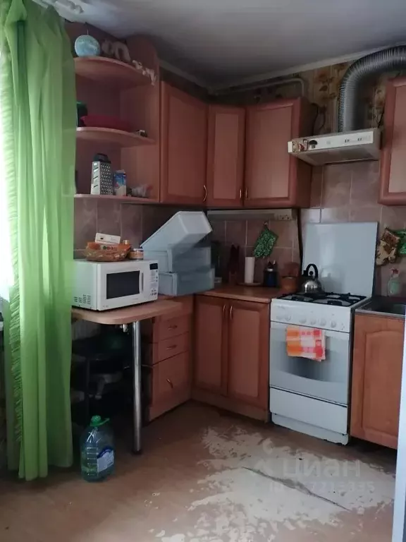 2-к кв. Псковская область, Печоры Рижская ул., 7 (50.0 м) - Фото 0