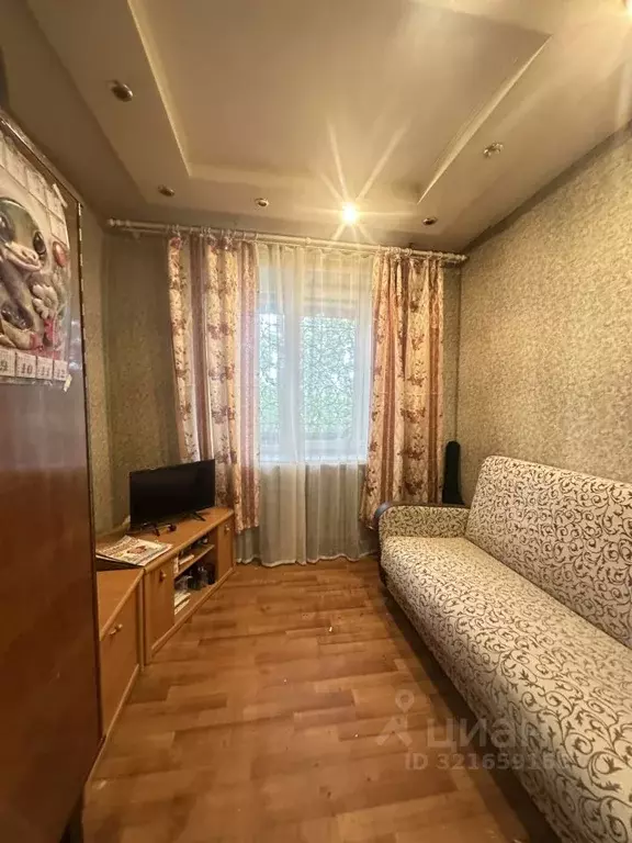 Студия Кировская область, Киров ул. Менделеева, 9 (10.7 м) - Фото 1