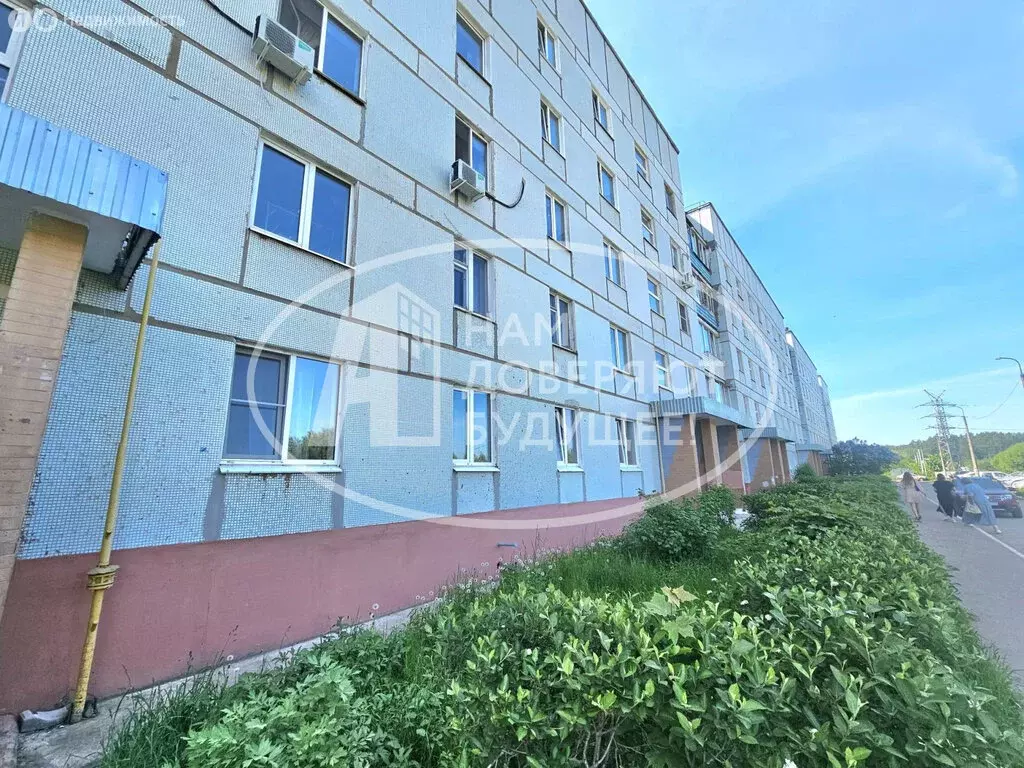 3-комнатная квартира: Чайковский, улица Декабристов, 2 (64.7 м) - Фото 0