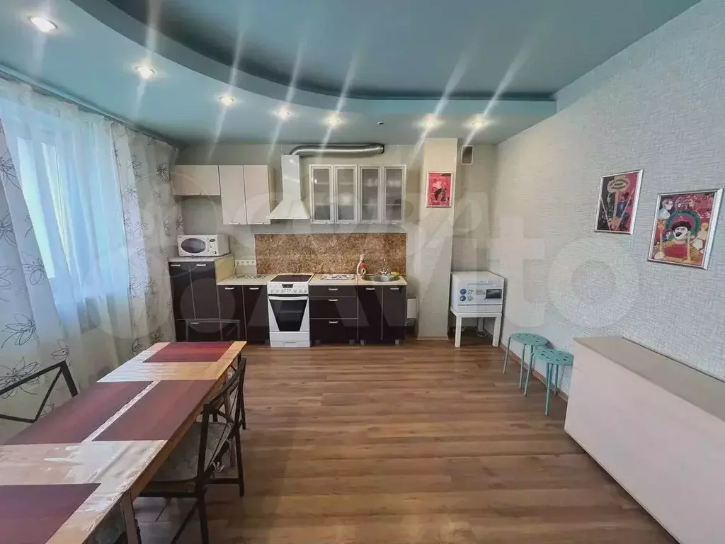 2-к. квартира, 110 м, 3/6 эт. - Фото 1