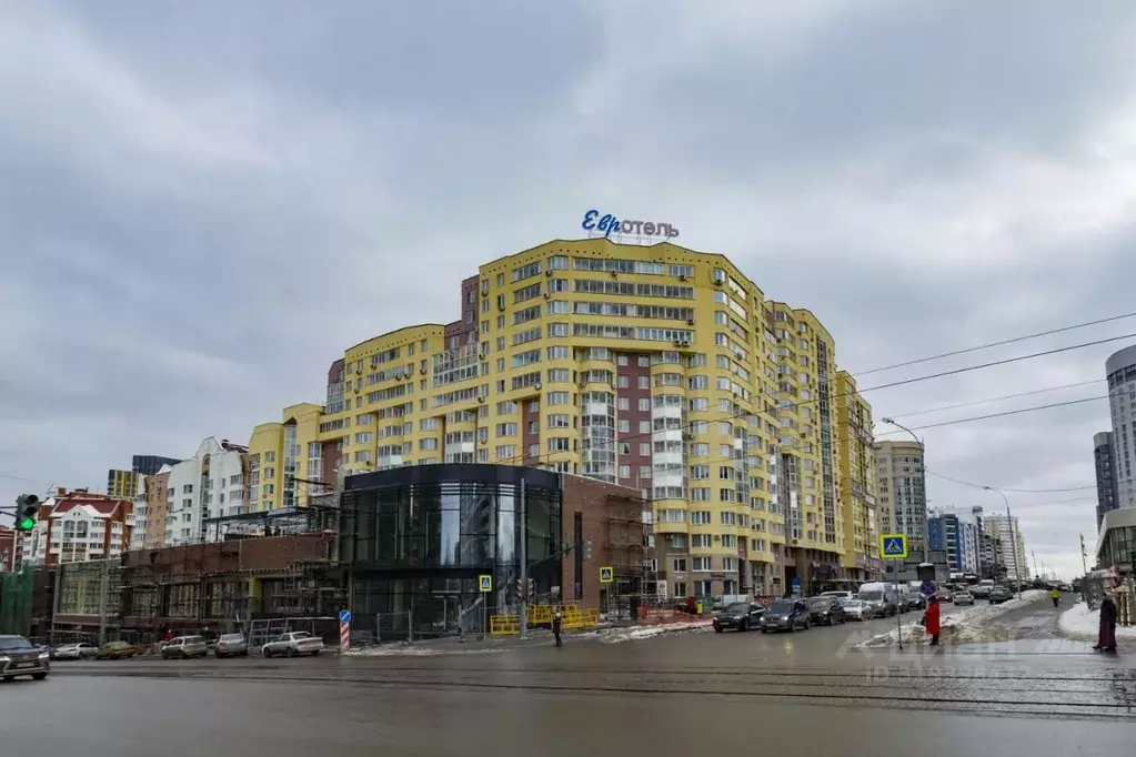 2-к кв. Свердловская область, Екатеринбург ул. Радищева, 33 (70.4 м) - Фото 0