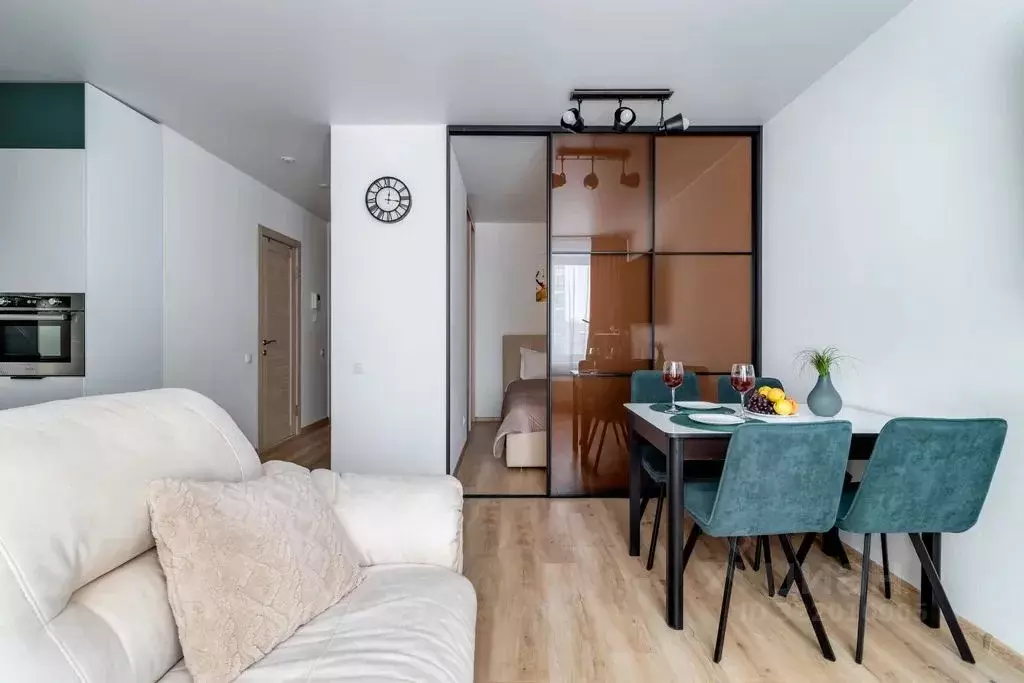 Студия Тюменская область, Тюмень ул. 50 лет Октября, 57Бк2 (33.0 м) - Фото 2