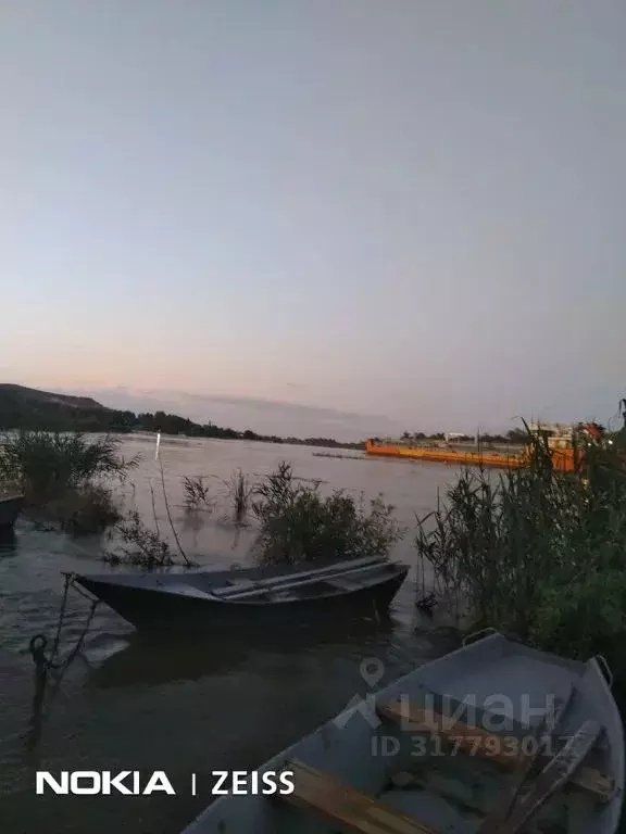 Дом в Ростовская область, Усть-Донецкий район, Раздорская ст-ца ... - Фото 0