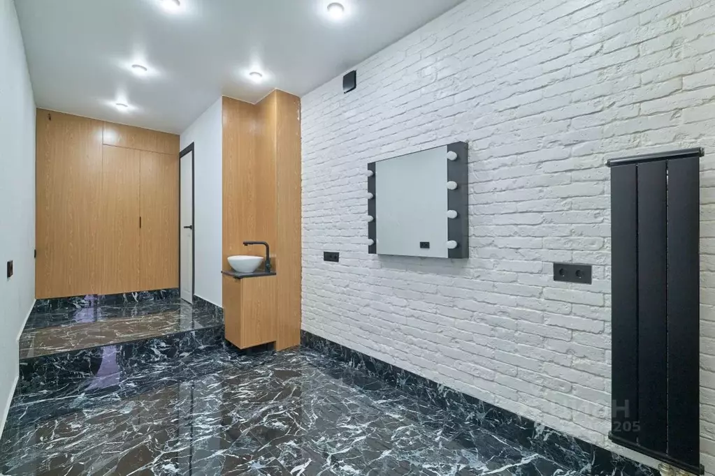 Помещение свободного назначения в Томская область, Томск ул. Ференца ... - Фото 1