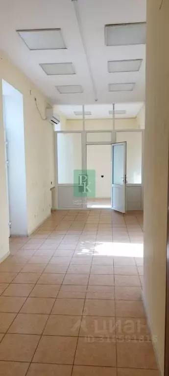3-к кв. Севастополь ул. Ленина, 70 (70.0 м) - Фото 0