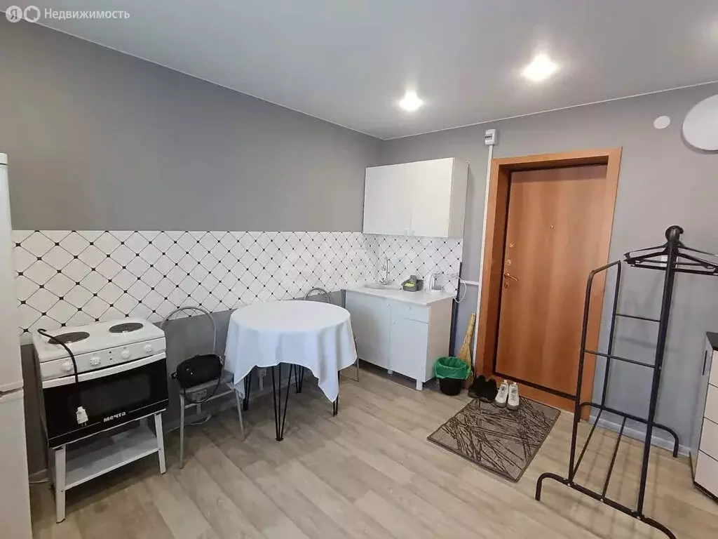 1-комнатная квартира: Камышлов, Комсомольская улица, 23 (13.7 м) - Фото 2