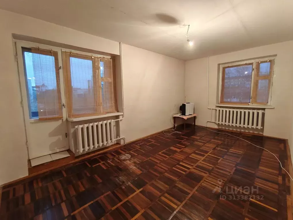 3-к кв. Коми, Сыктывкар Коммунистическая ул., 15 (81.7 м) - Фото 1