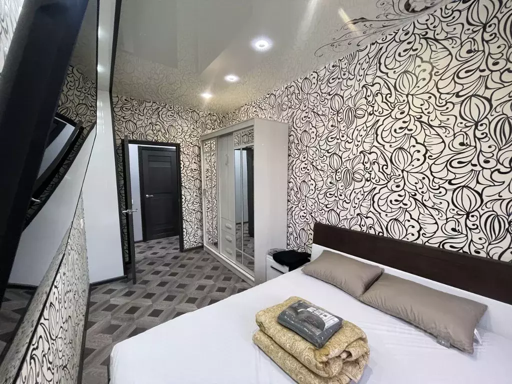2-к кв. Мурманская область, Мурманск просп. Ленина, 83 (52.0 м) - Фото 1
