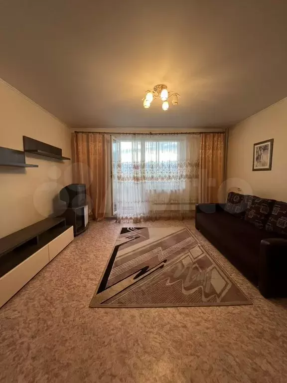 1-к. квартира, 41 м, 6/10 эт. - Фото 1