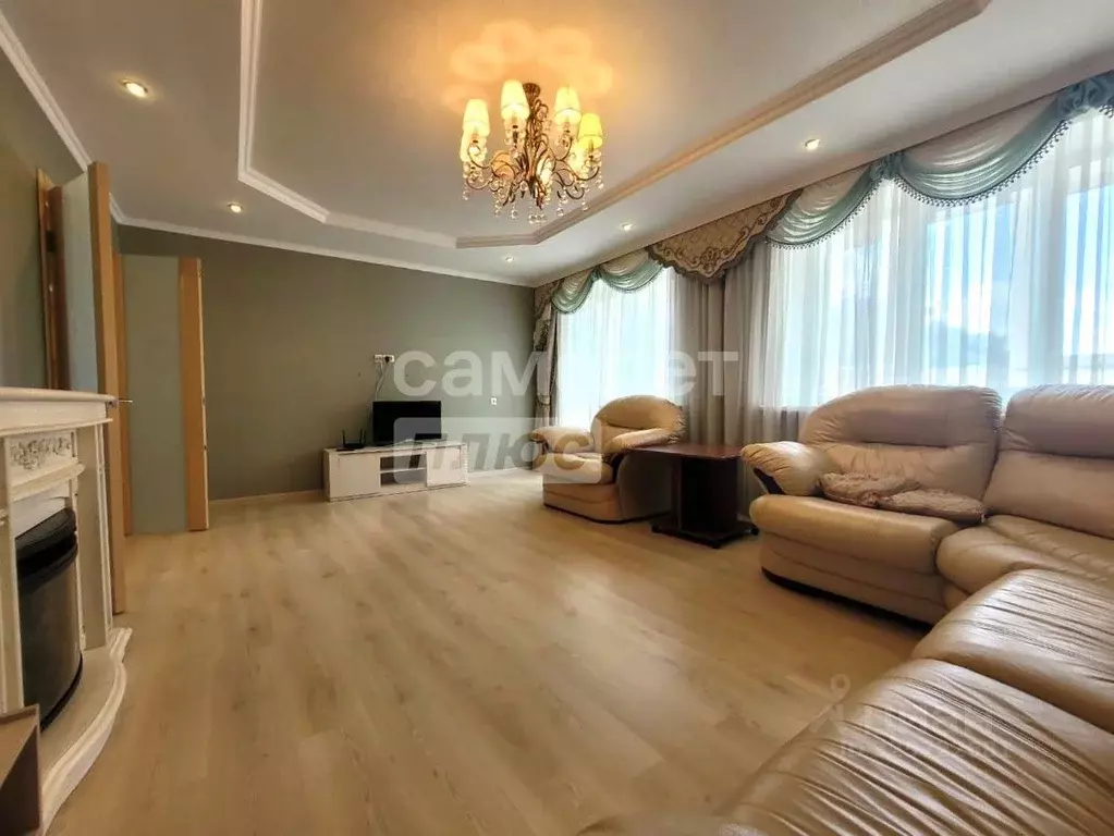 4-к кв. Калужская область, Калуга ул. Чехова, 13А (128.4 м) - Фото 2